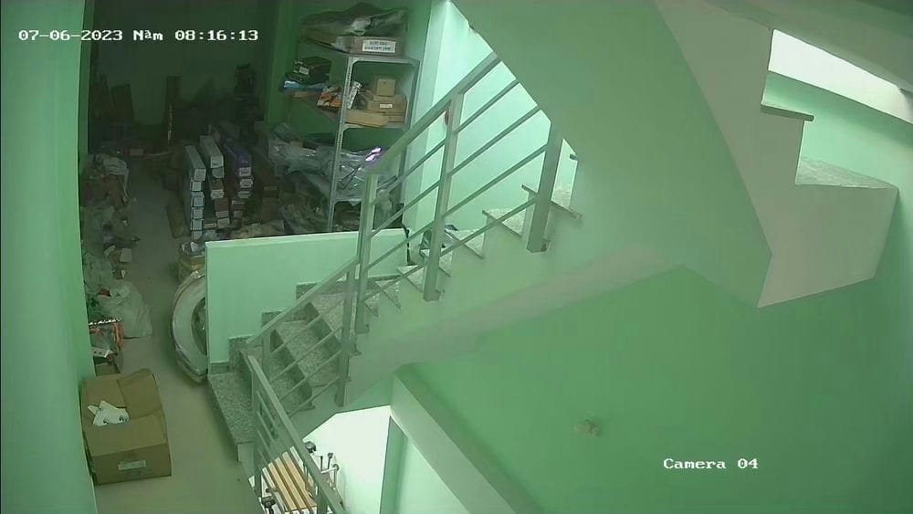 Hình  Loại Camera an ninh  thực tế  Công nghệ hình ảnh sắc nét với 5.0 MP của bộ Gói camera cho shop cửa hàng độ phân giải cao dahua. sử dụng mã DH-HAC-HDW1500TRQP-S2